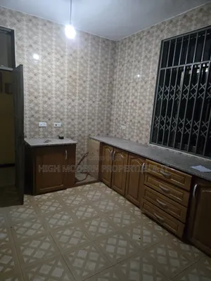 3bdrm House in East Legon, American House for rent