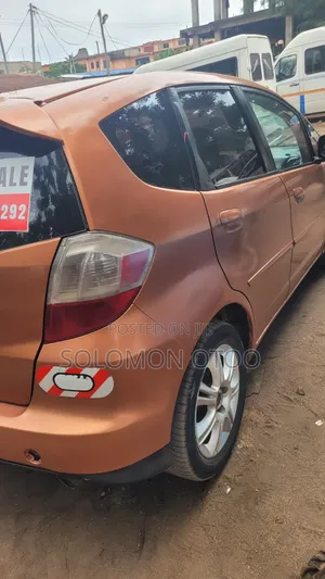 Honda Fit 2017 Gold
