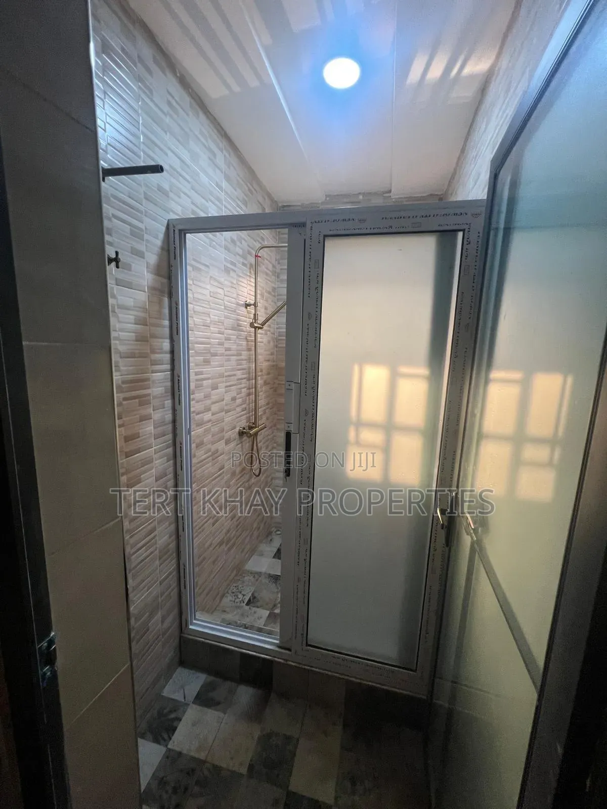 Furnished 3bdrm House in Çom. 25, Community 25 for sale