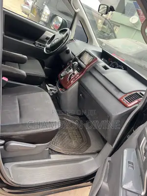 Toyota Voxy 2010 Black