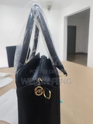 Bags for Lasies and Gentlemen