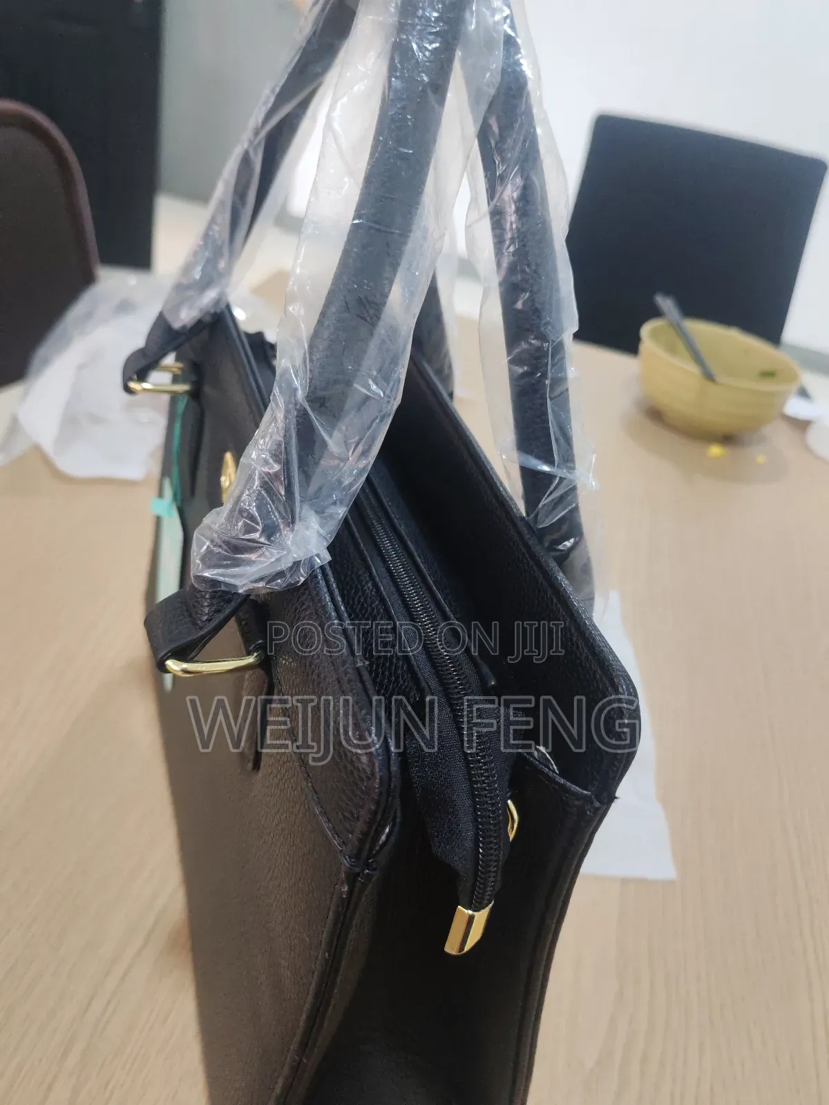 Bags for Lasies and Gentlemen