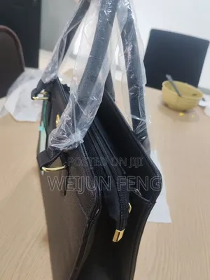 Bags for Lasies and Gentlemen