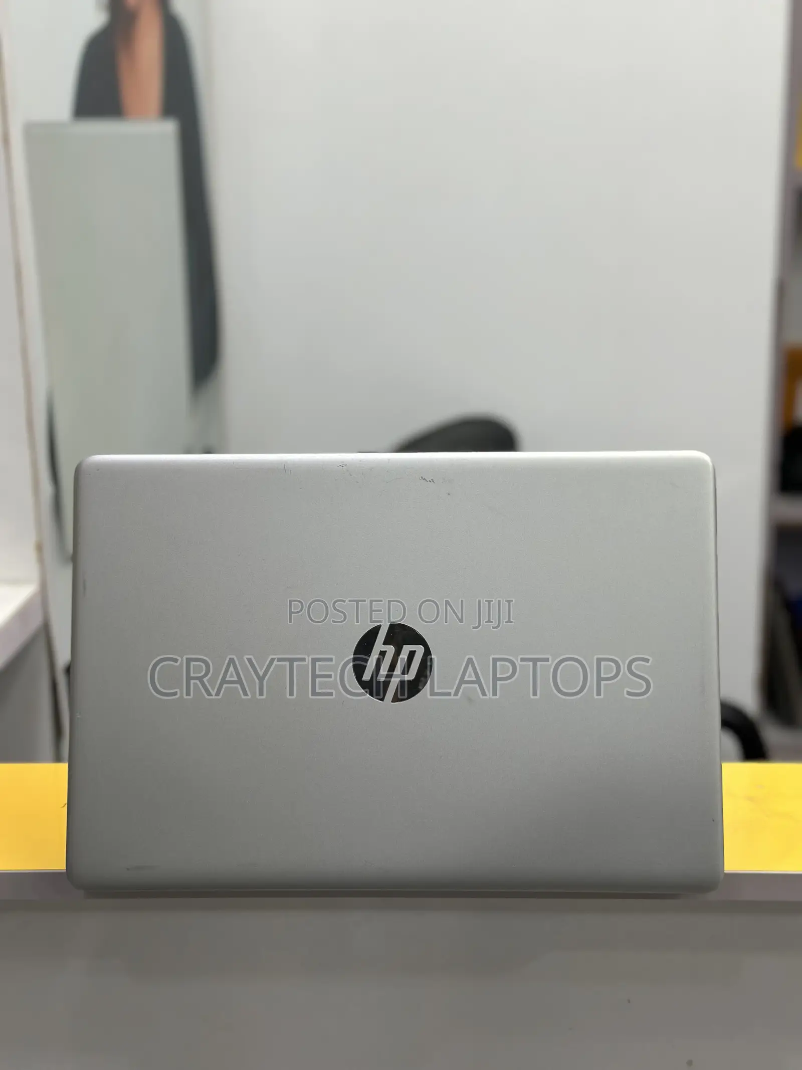 Laptop HP 15-dy1031wm 8GB Intel Core i3 SSD 256GB