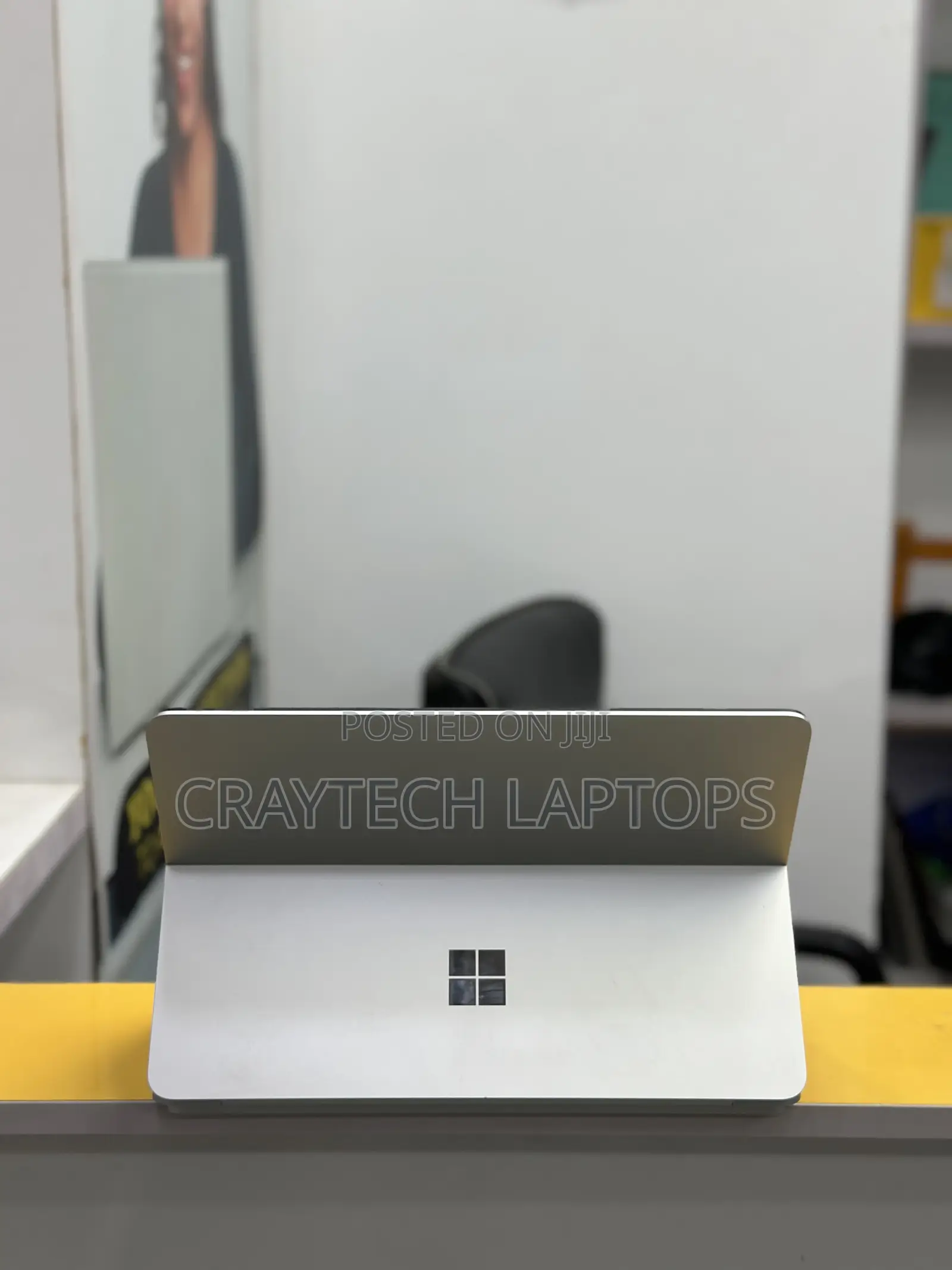 New Microsoft Surface Laptop Studio 2 16GB Intel Core i7 SSD 512GB