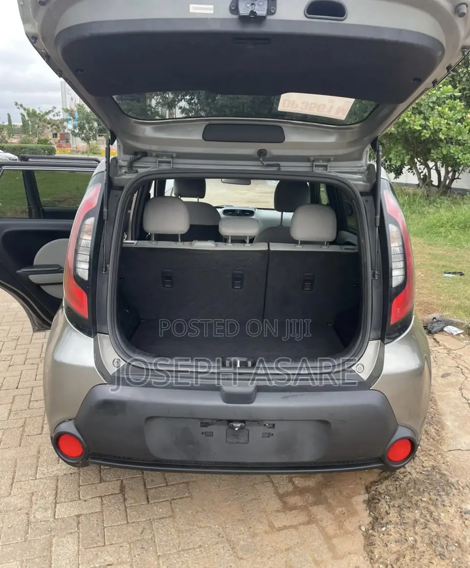 Kia Soul Hatchback 2016 Red