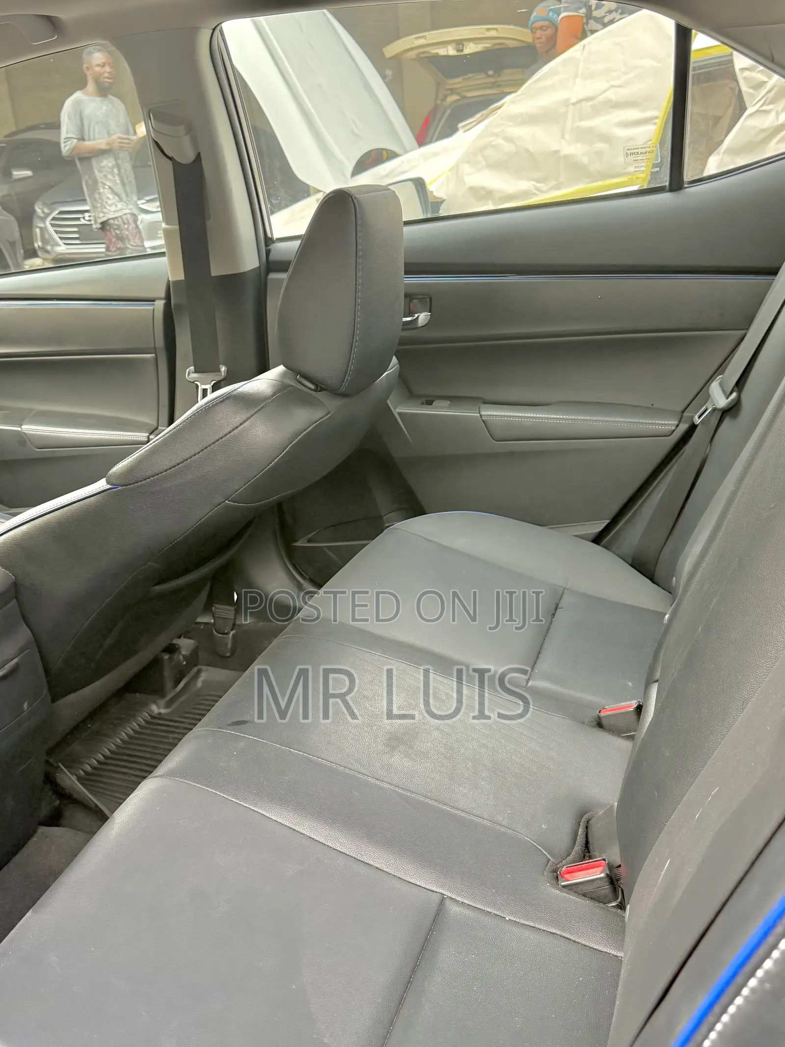 Toyota Corolla XSE 4dr Sedan (1.8L 4cyl CVT) 2017 Black