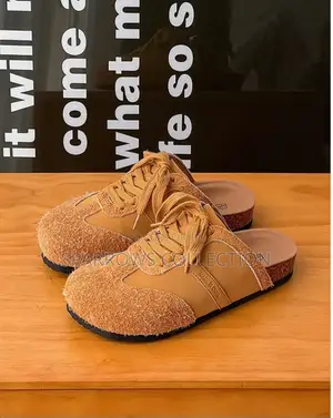 Queezaza Soft Footbed Suede Mules