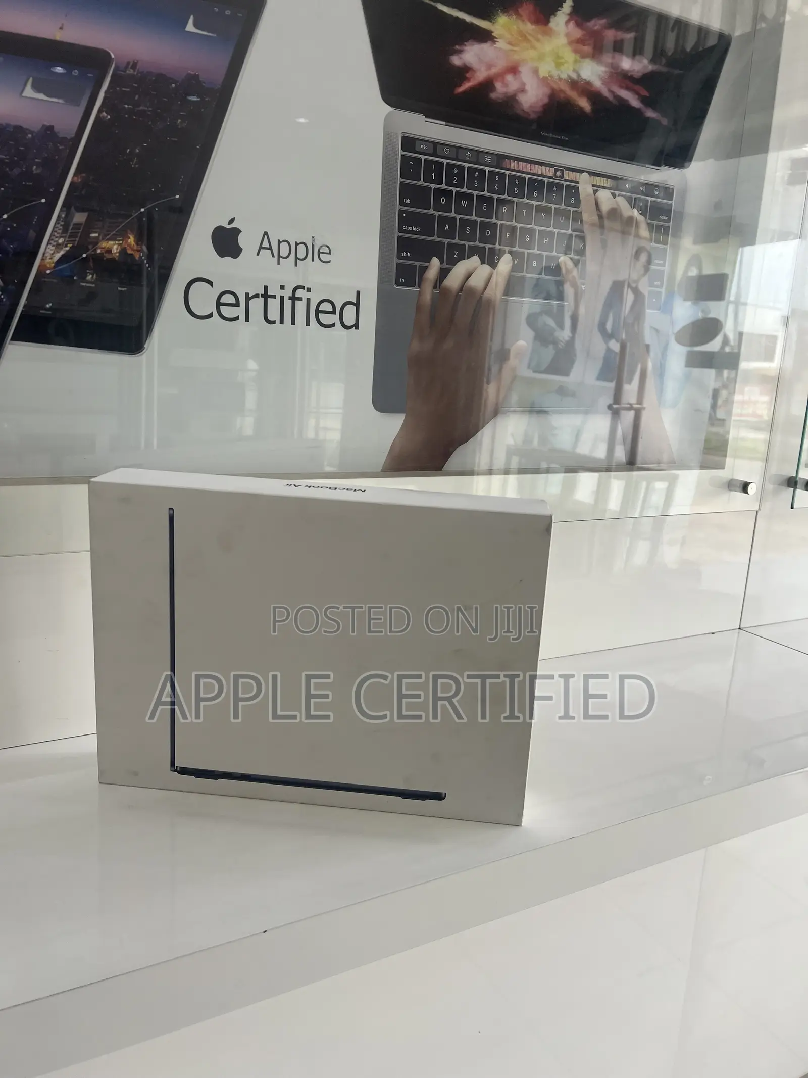 New Laptop Apple MacBook Air 2026 M5 16GB Apple M5 SSHD (Hybrid) 1T
