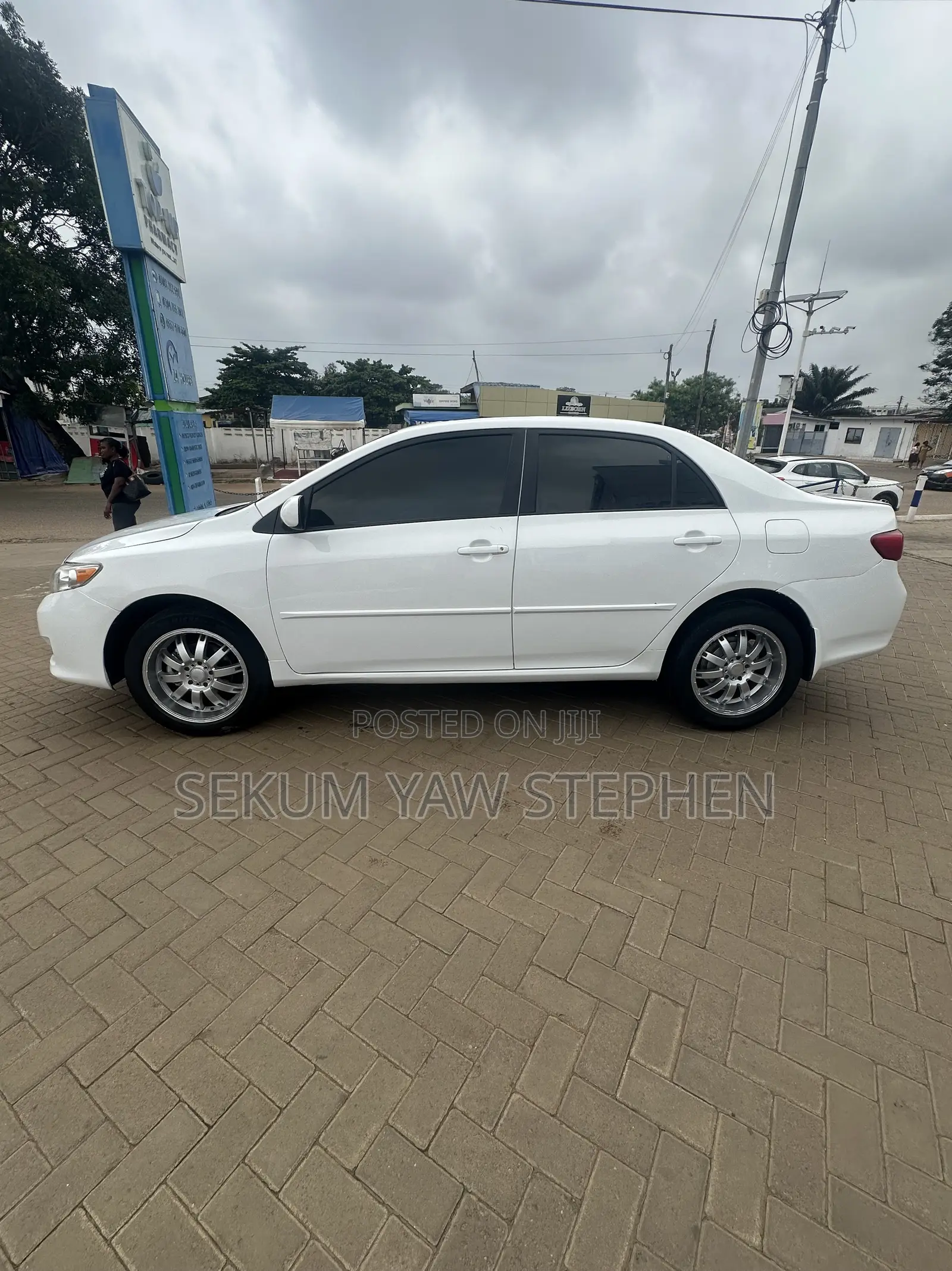 Toyota Corolla 2010 White