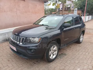 Jeep Compass Latitude 4dr SUV 4WD (2.4L 4cyl 6A) 2014 Gray