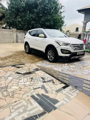 Hyundai Santa Fe 2014 White