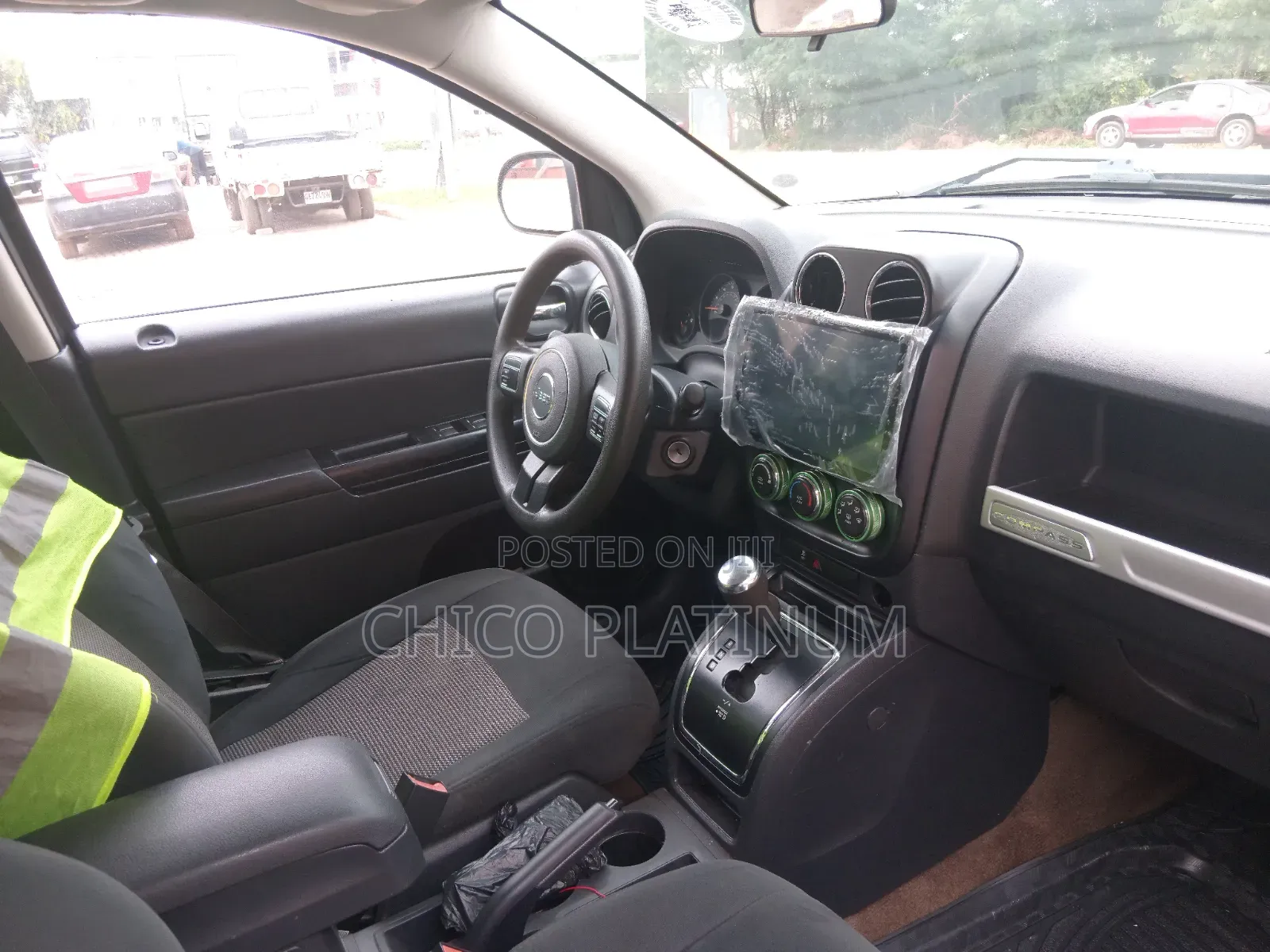 Jeep Compass Latitude 4dr SUV 4WD (2.4L 4cyl 6A) 2014 Gray