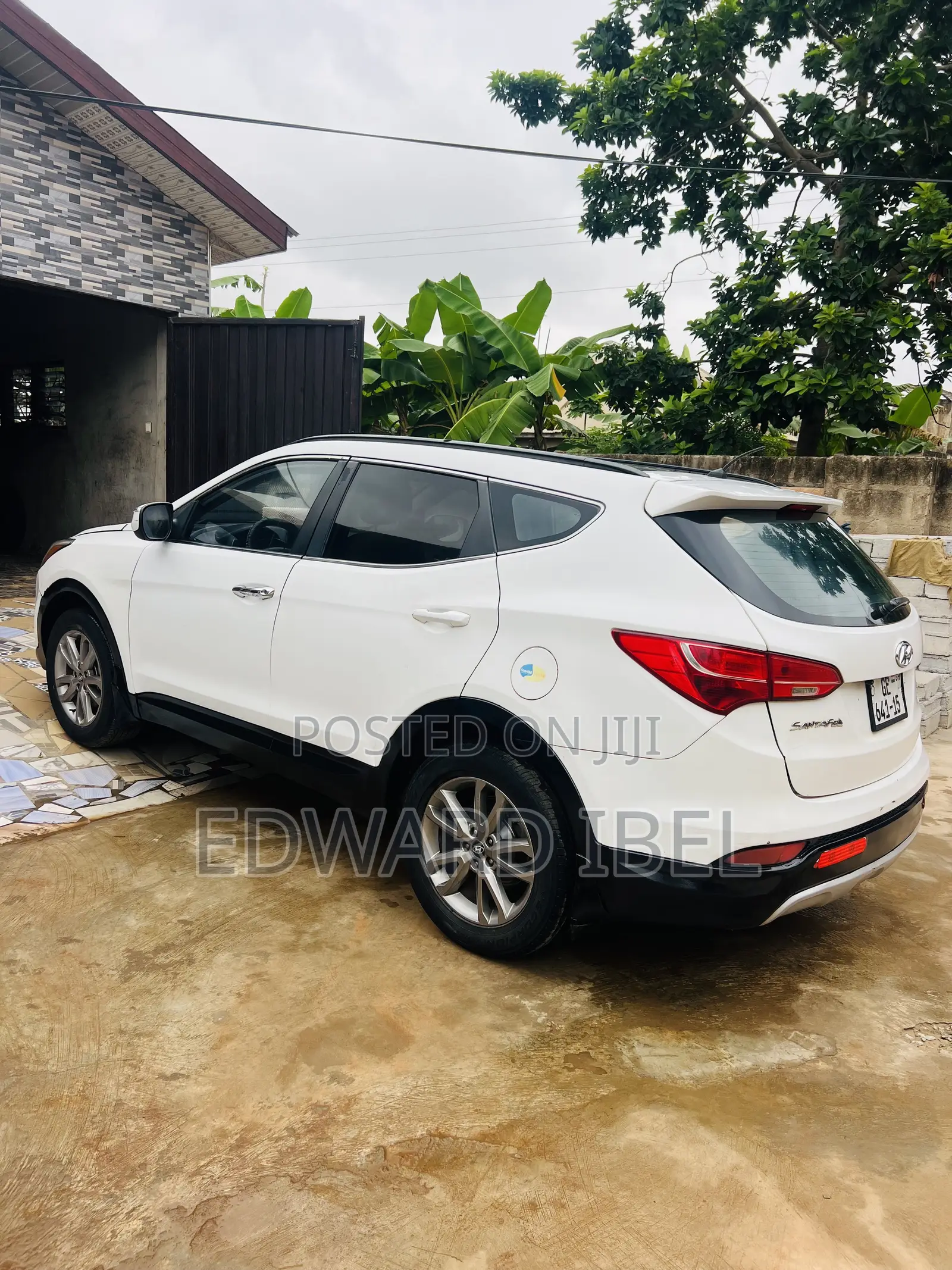 Hyundai Santa Fe 2014 White