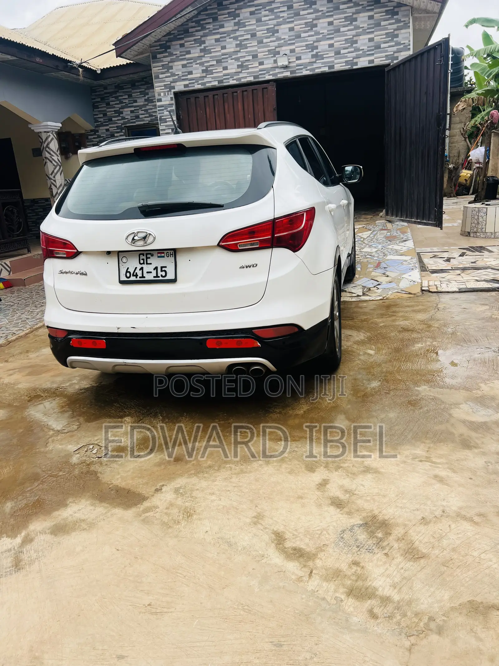Hyundai Santa Fe 2014 White