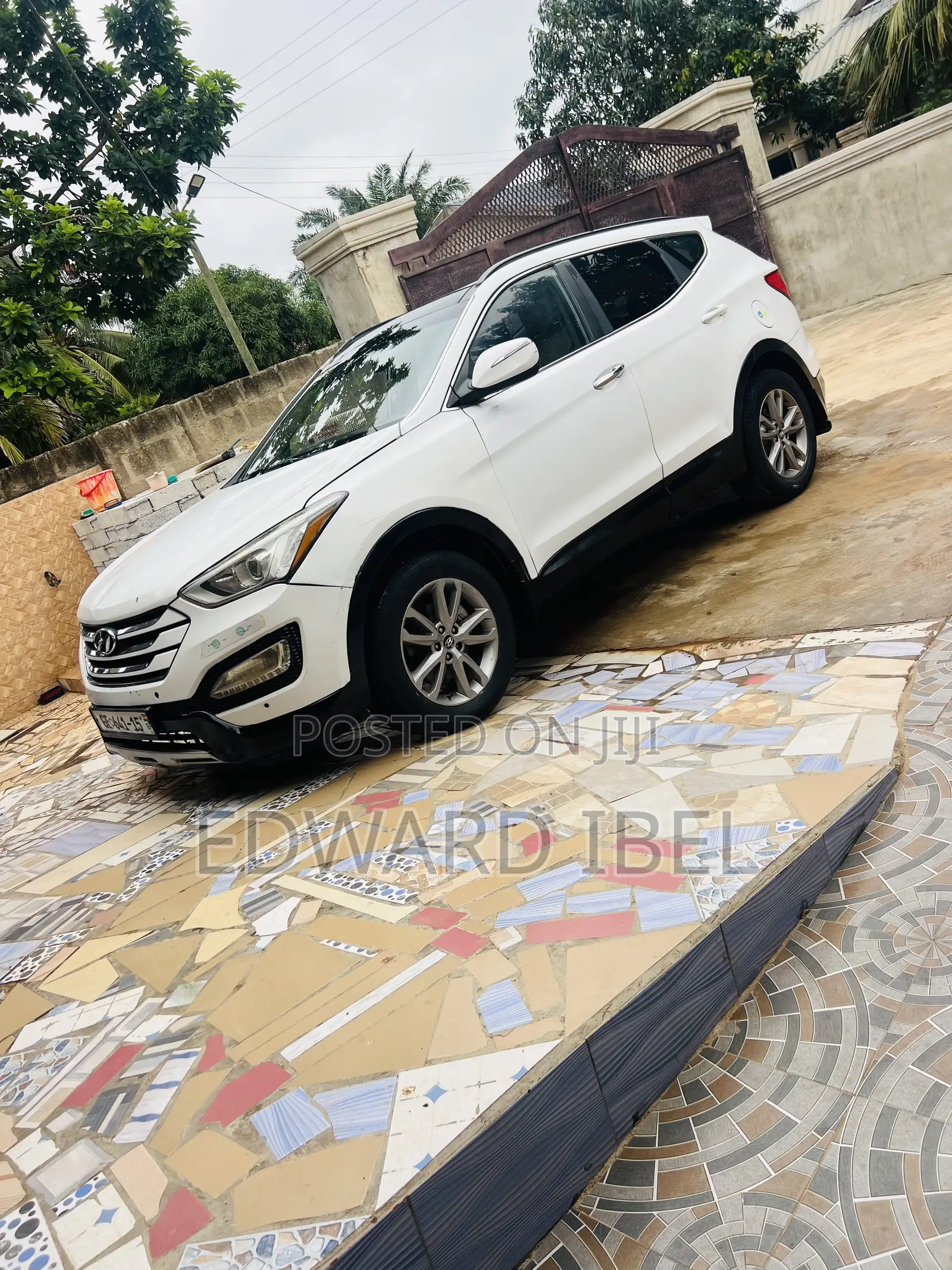 Hyundai Santa Fe 2014 White