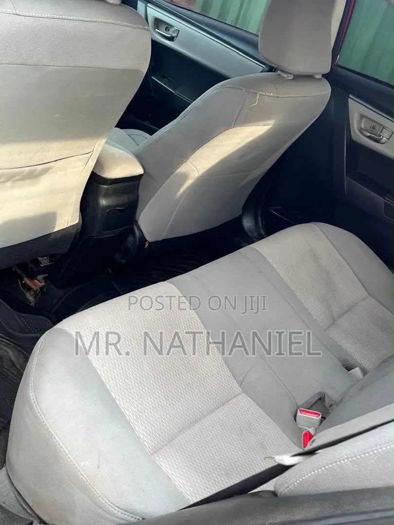 Toyota Corolla 2015 Red