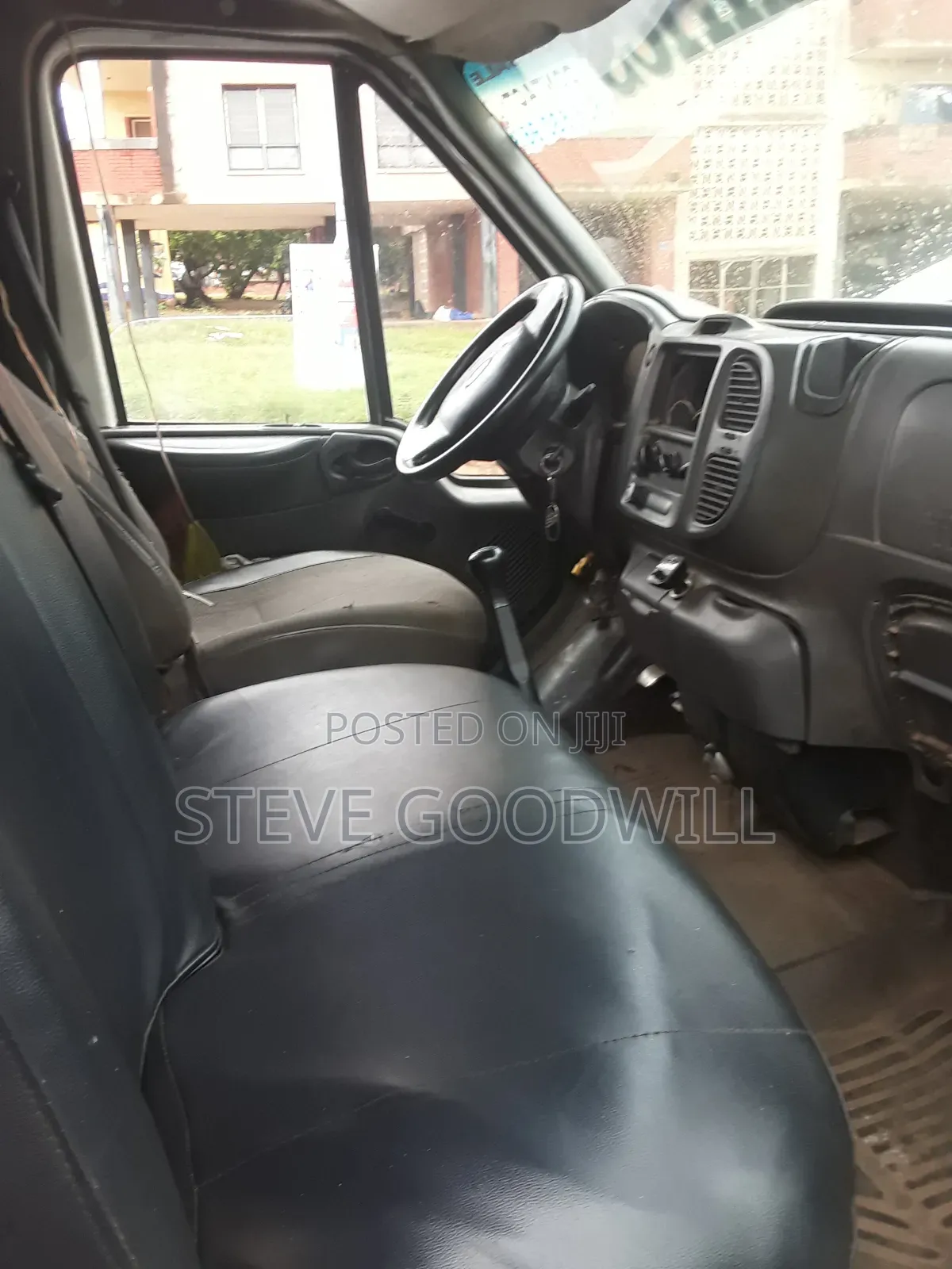 Ford Transit 2004 White