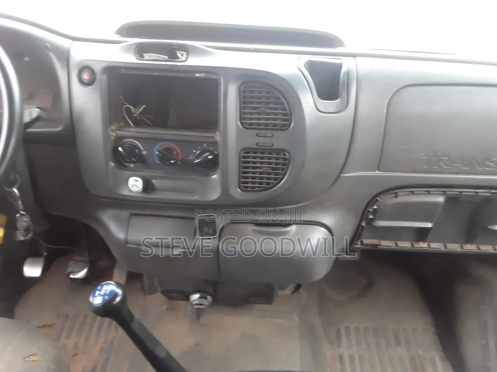 Ford Transit 2004 White