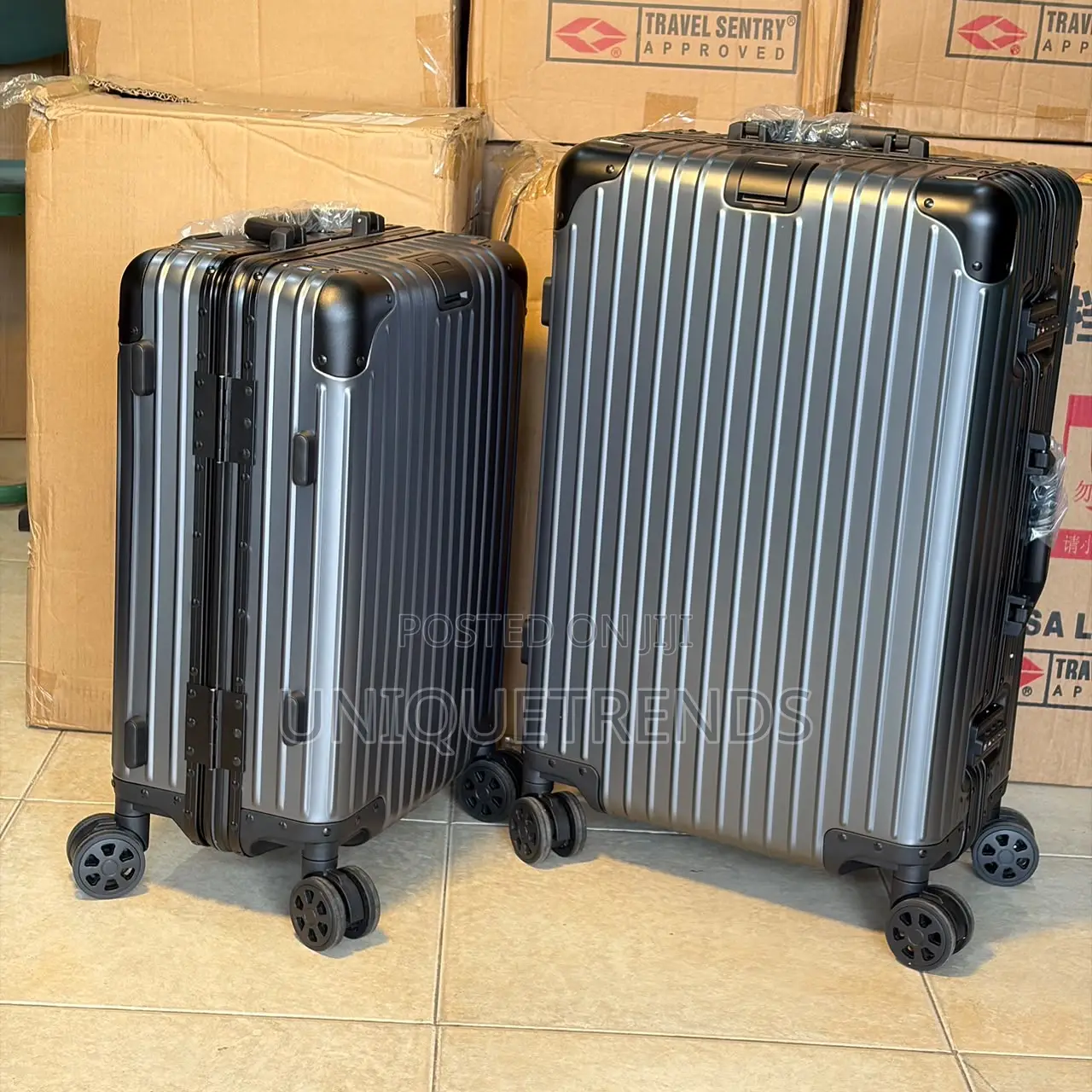 Elite Collection Aluminum Carry-on Luggage Case (20inches 24inches)