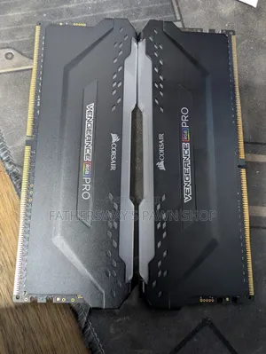 32Gb Corsair Vengeance RGB Pro