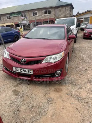 Toyota Camry 2014 Red