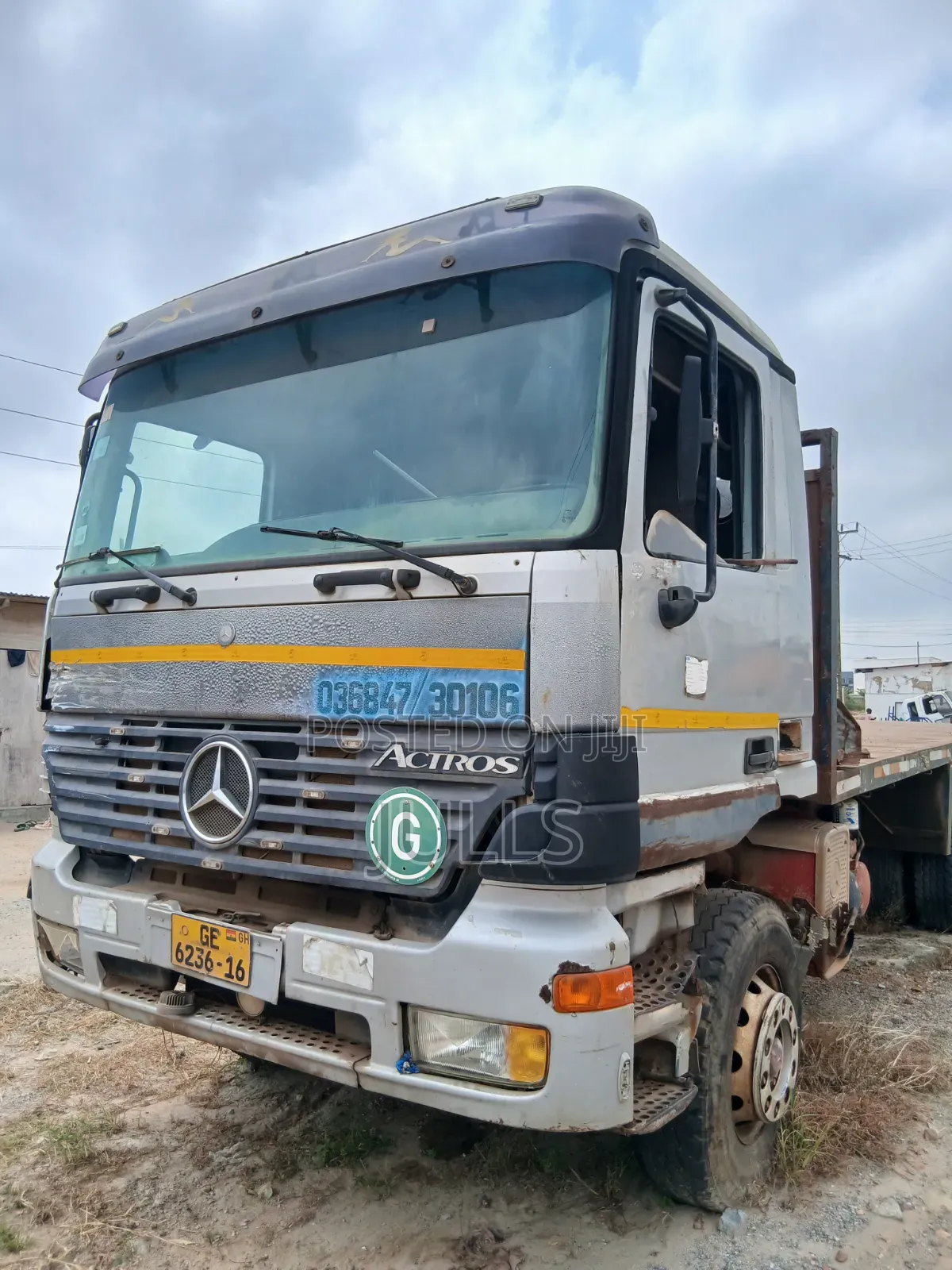 Mercedes Bent Flat Bed Truck