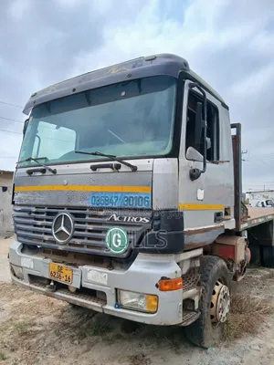 Mercedes Bent Flat Bed Truck
