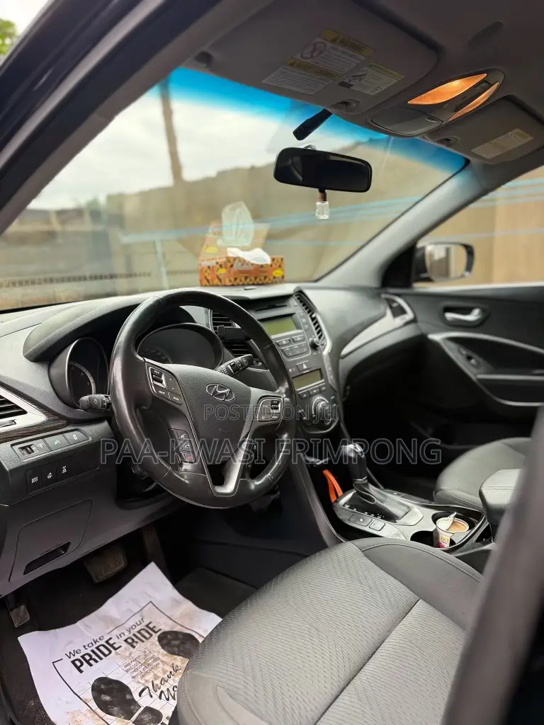 Hyundai Santa Fe 2014 Black