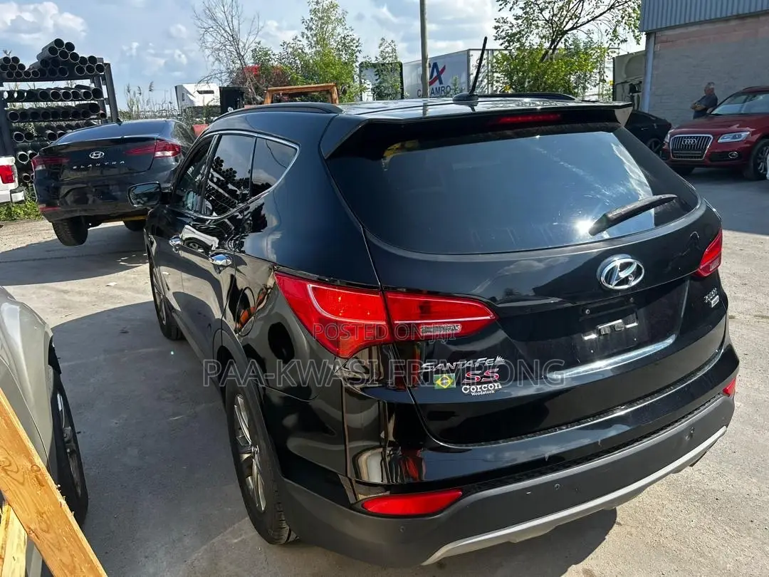 Hyundai Santa Fe 2014 Black