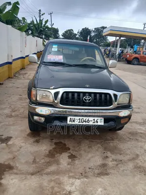 Toyota Tacoma 2004 Black