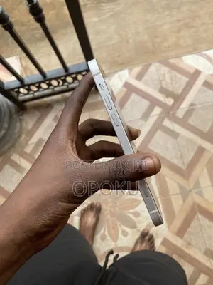 Apple iPhone 12 64 GB White