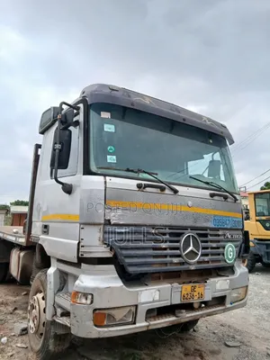 Mercedes Bent Flat Bed Truck