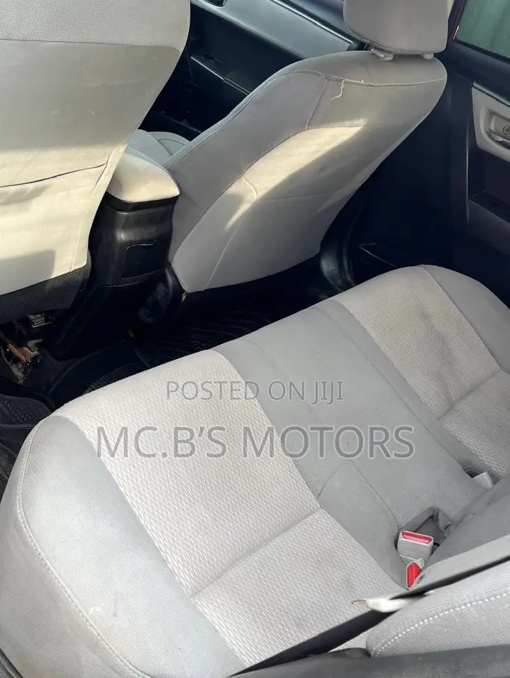 Toyota Corolla 2015 Red