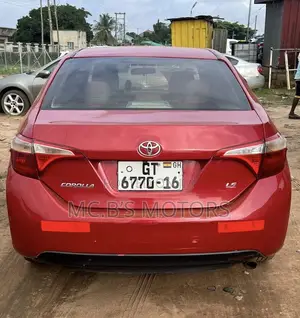Toyota Corolla 2015 Red