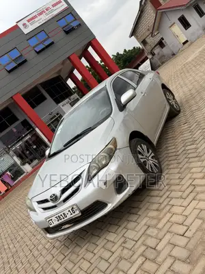 Toyota Corolla 2013 Silver