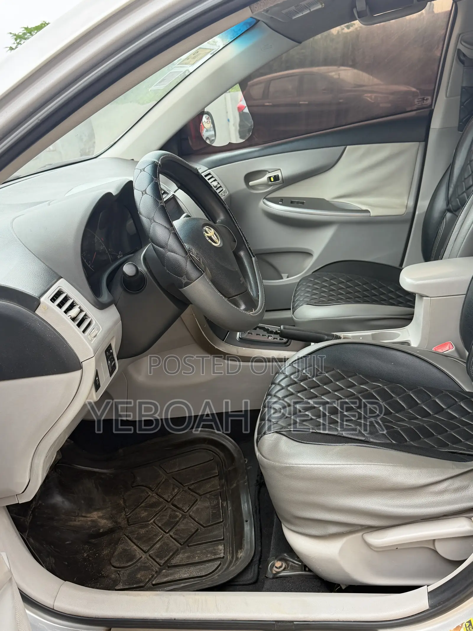 Toyota Corolla 2013 Silver
