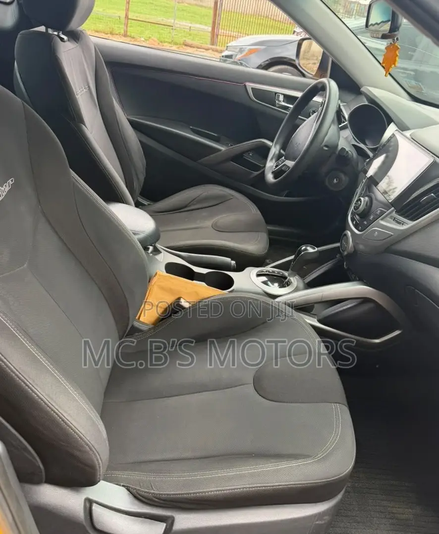 Hyundai Veloster 2015 Yellow