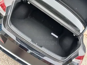 Hyundai Elantra 2025 Black