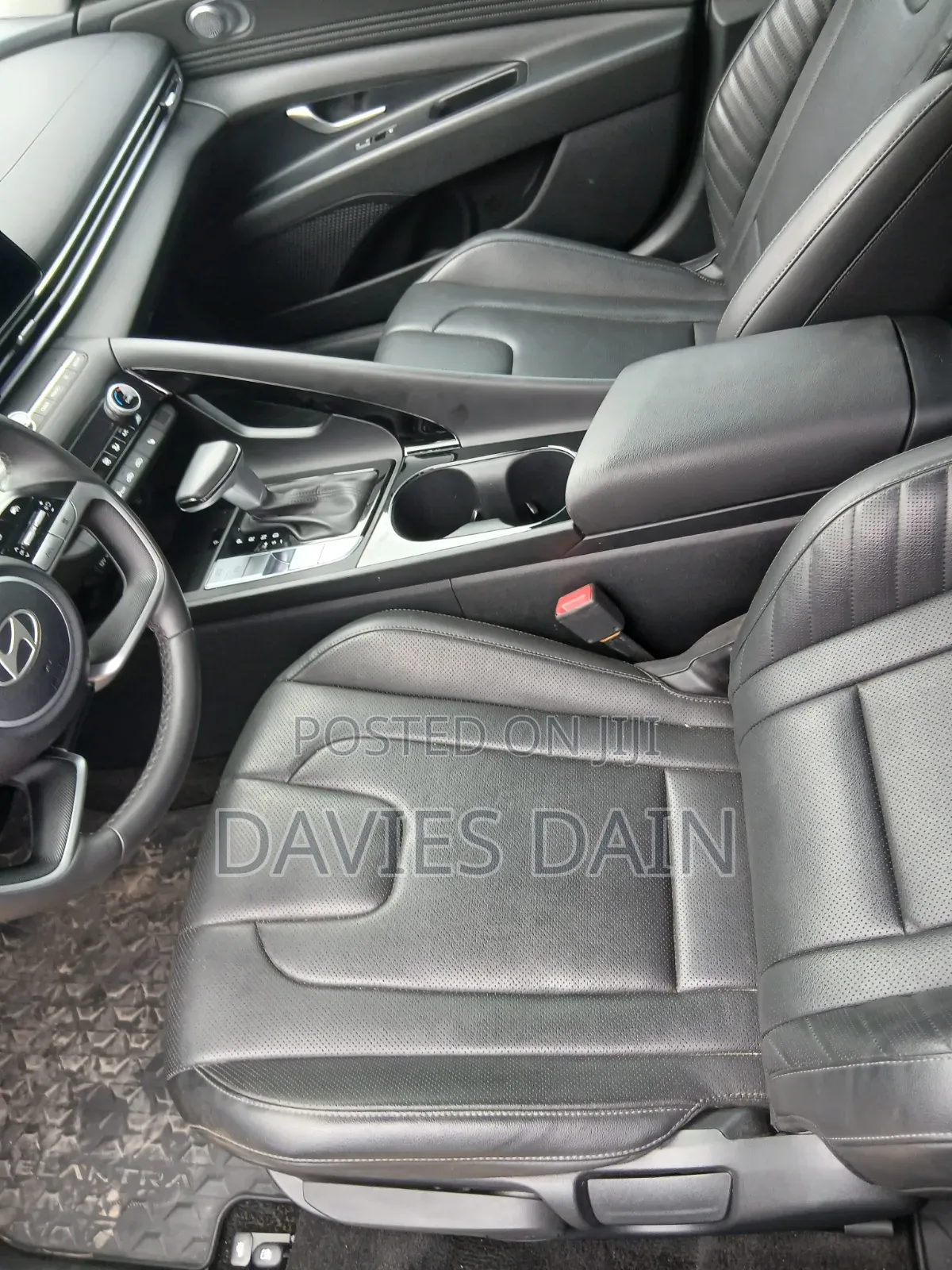 Hyundai Elantra 2025 Black