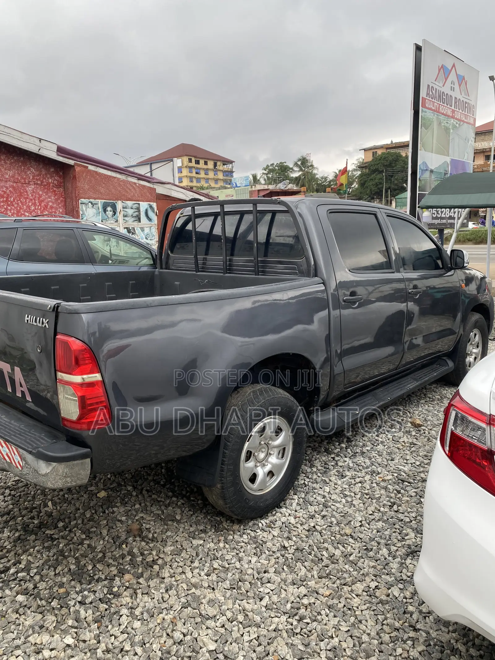 Toyota Hilux 3.0 D-4D 4x4 2015 Gray
