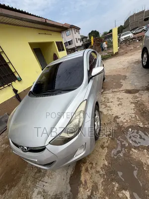 Hyundai Avante 2013 Silver