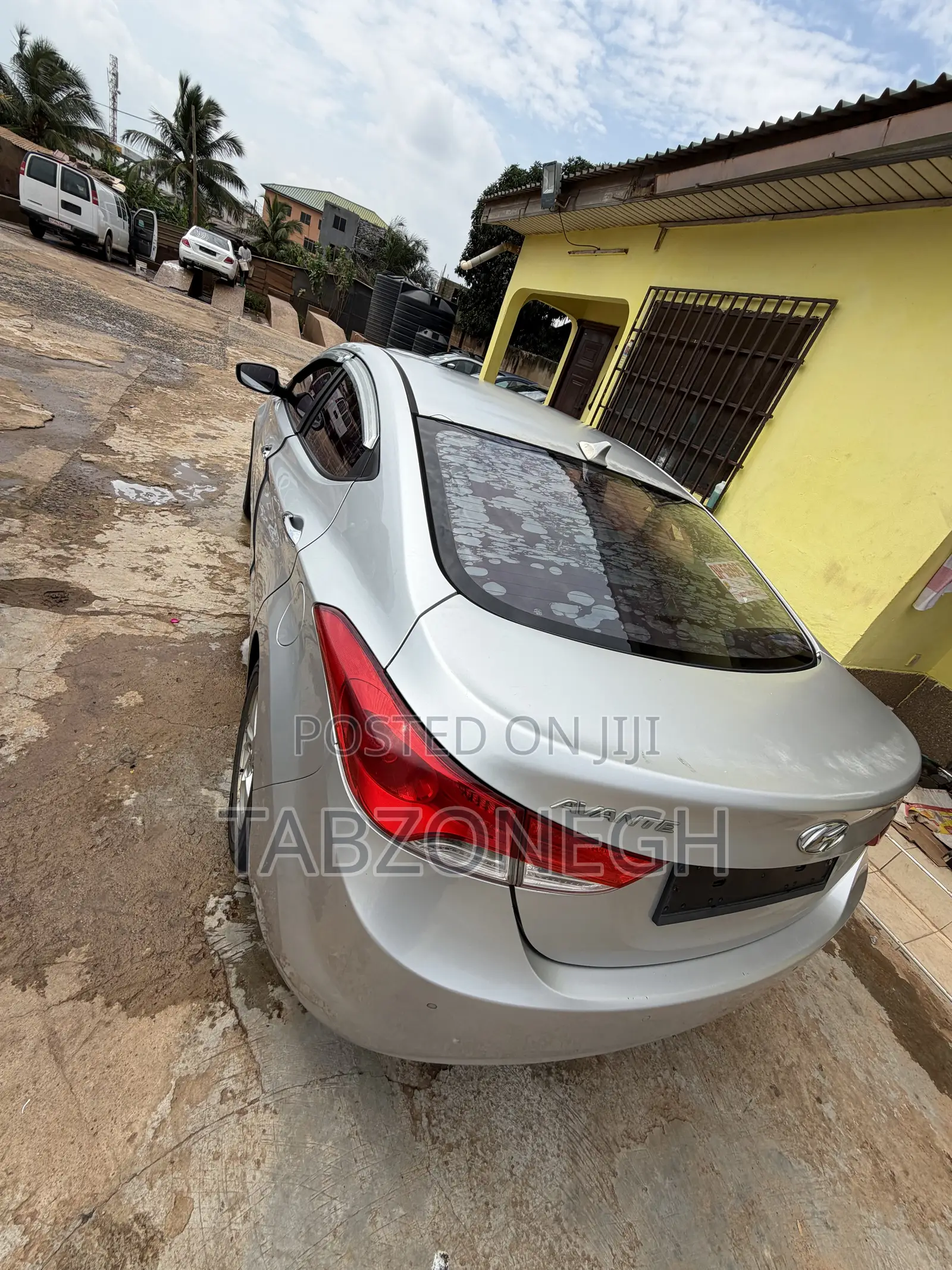 Hyundai Avante 2013 Silver
