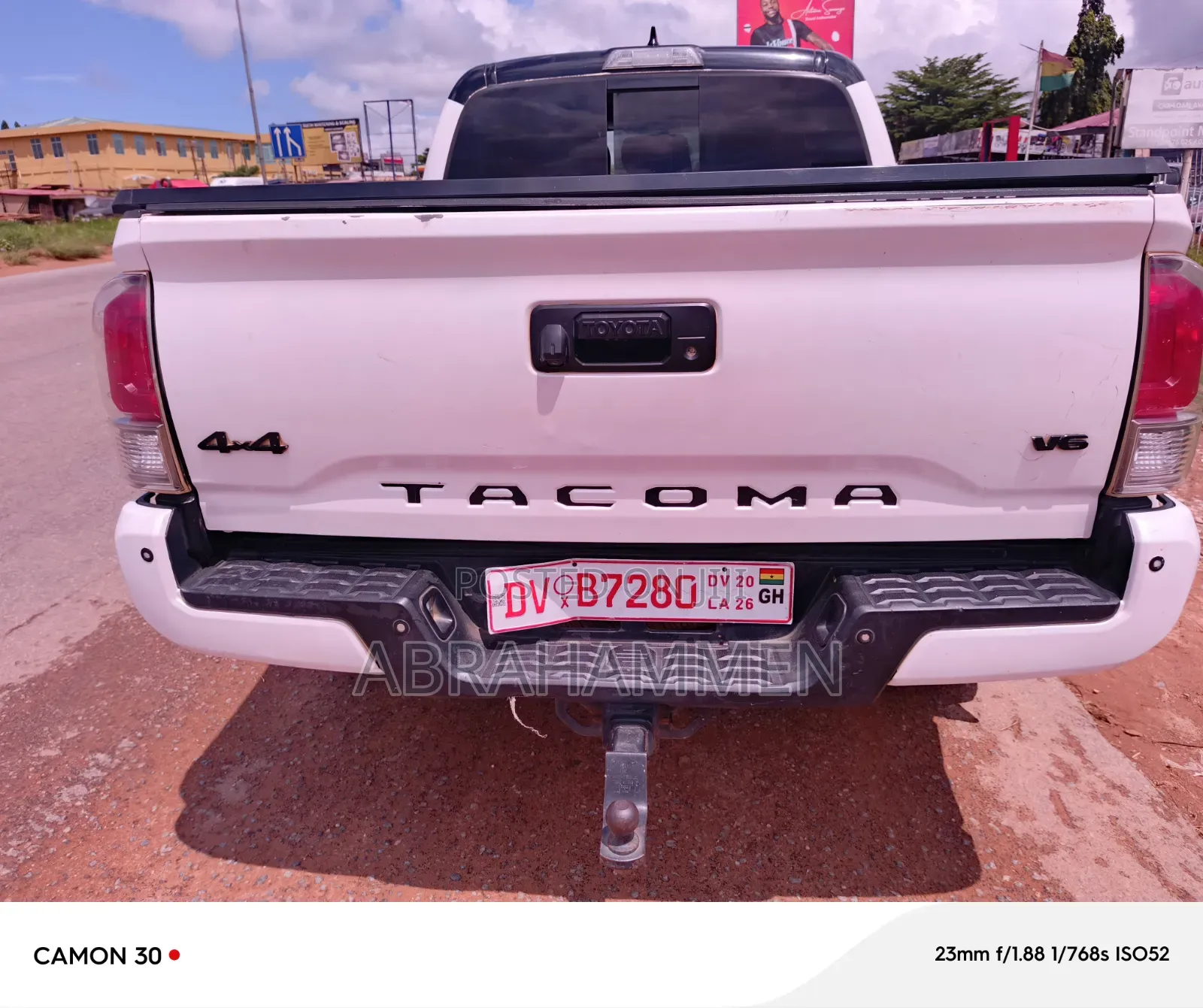 Toyota Tacoma 2018 White