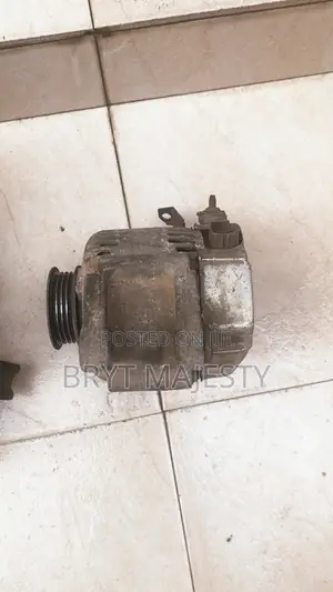 Toyota Yaris Hub and Alternator