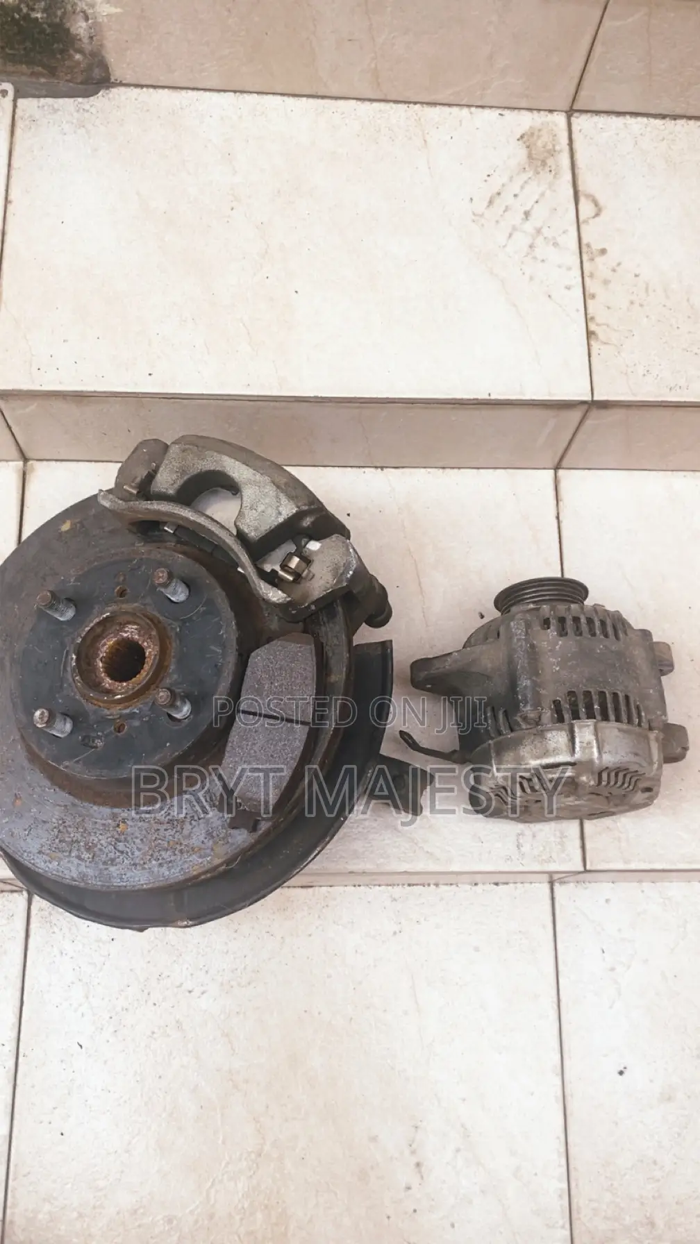 Toyota Yaris Hub and Alternator