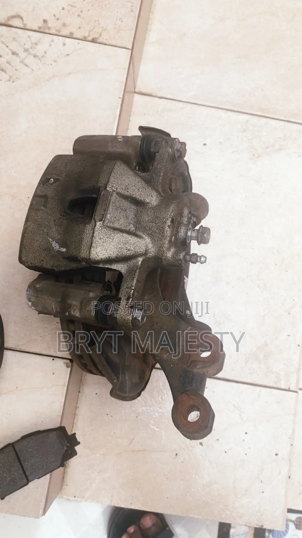 Toyota Yaris Hub and Alternator