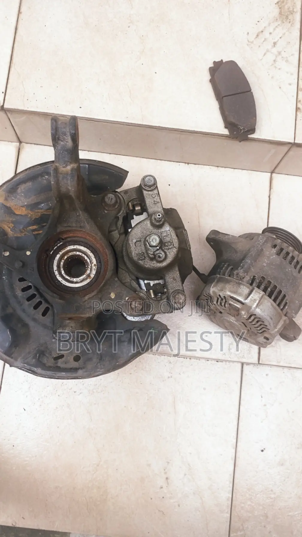 Toyota Yaris Hub and Alternator