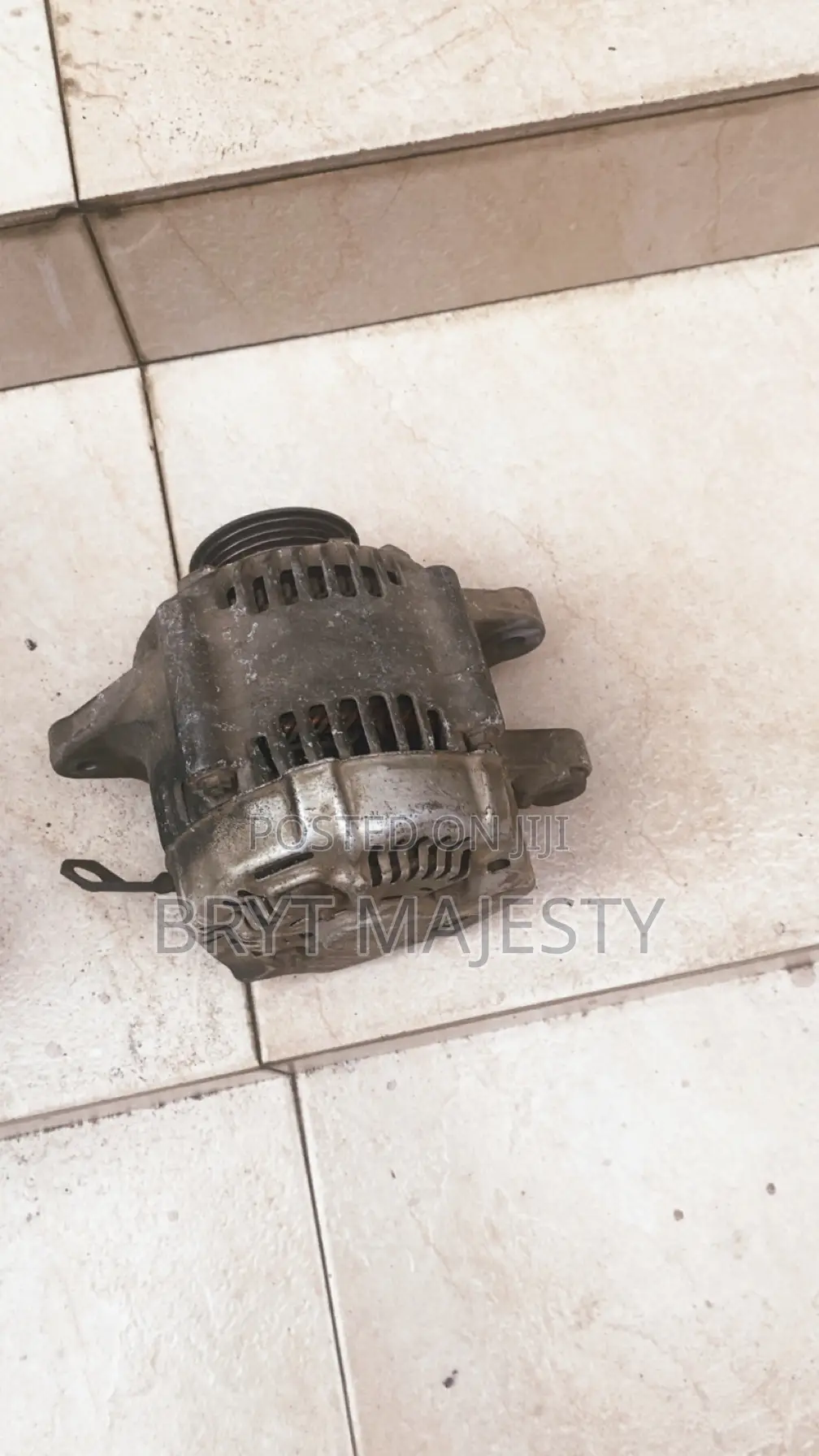 Toyota Yaris Hub and Alternator