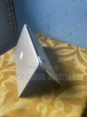 Laptop Apple MacBook Air 2012 4GB Intel Core i5 SSD 256GB